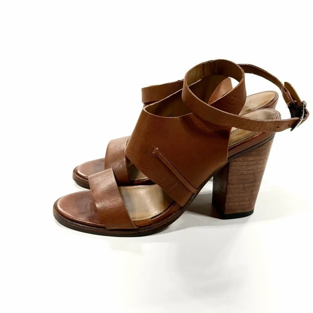 Treasure & Bond Leather Casual Sandals – Size 8